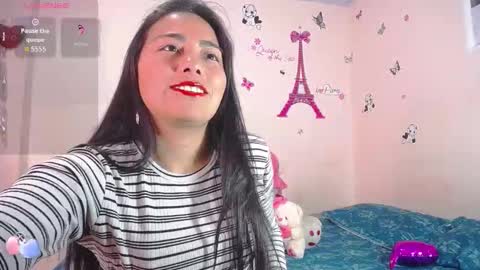 Snapshot of hanna_girl21 chatting on 09-10-25, 07:14 HANNA online show from 09-10-25, 07:14