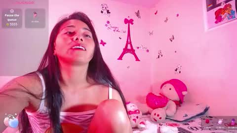 Snapshot of hanna_girl21 chatting on 10-15-25, 07:25 HANNA online show from 10-15-25, 07:25