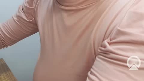 Anna online show from 02-13-25, 02:52