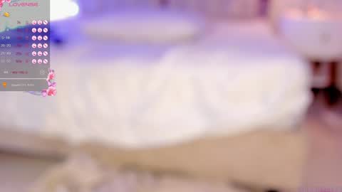 Hanna Lee online show from 12-21-24, 04:25