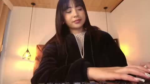  H A N N A  online show from 07-20-26, 06:32
