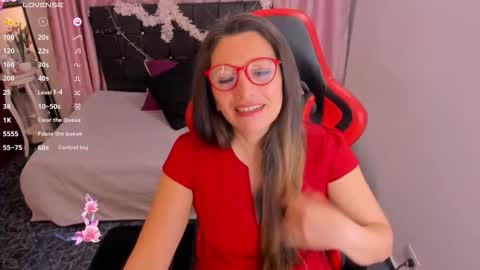 hanna_ma online show from 01-10-26, 01:57