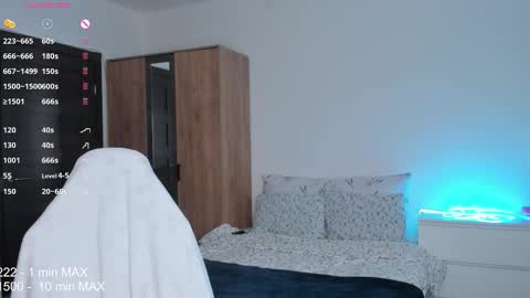 hanna montanas online show from 09-22-25, 01:13