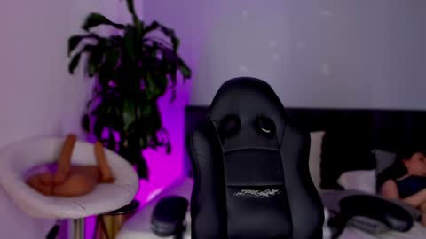 Hanna online show from 12-14-24, 08:23