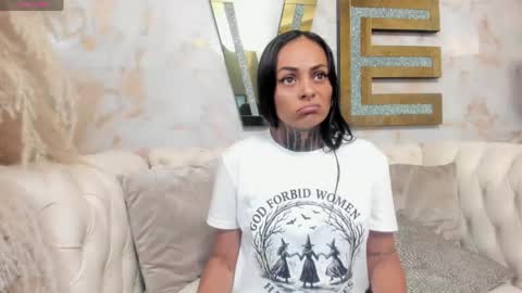 EVA online show from 04-18-26, 02:26