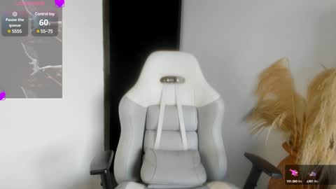 Hanna Capicorn online show from 01-15-25, 01:09