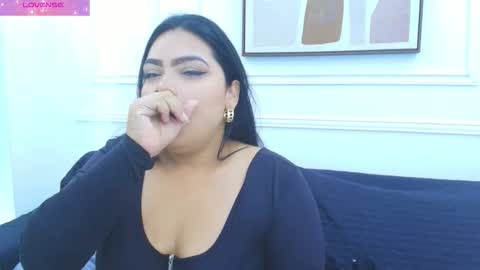 HANNA SOFIA online show from 01-18-26, 11:03