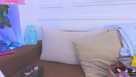 Snapshot of hanna_squirt_1 chatting on 05-05-26, 10:45 HANNA SOFIA online show from 05-05-26, 10:45