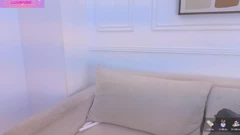 Snapshot of hanna_squirt_1 chatting on 05-15-26, 10:11 HANNA SOFIA online show from 05-15-26, 10:11