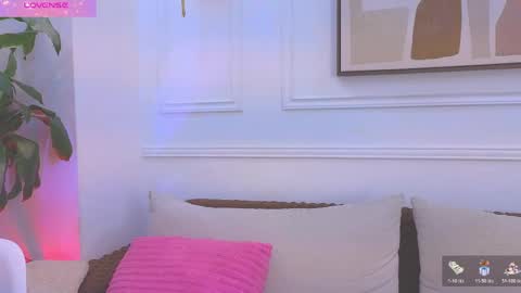 Snapshot of hanna_squirt_1 chatting on 06-01-26, 10:28 HANNA SOFIA online show from 06-01-26, 10:28