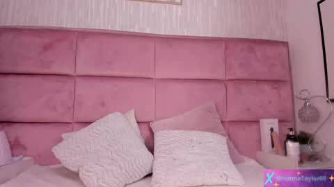  Hanna  online show from 10-09-25, 03:26