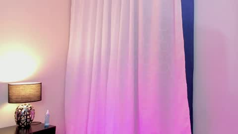 Snapshot of hanna_vell11 chatting on 04-30-26, 01:56 hanna_vell11 online show from 04-30-26, 01:56