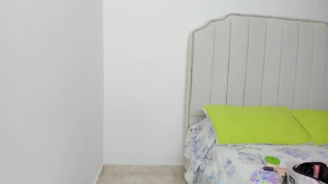 Hanna online show from 02-24-25, 03:42