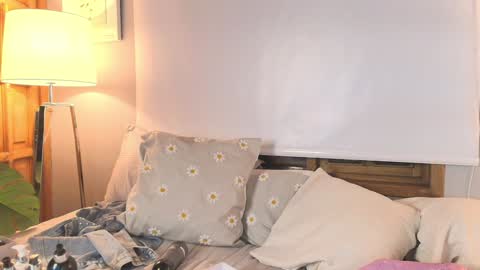 Snapshot of hannaasweet chatting on 01-17-25, 04:28 Hannaa online show from 01-17-25, 04:28