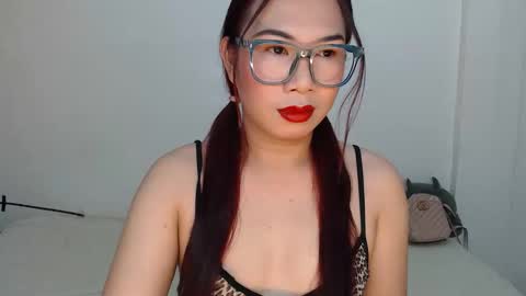 Hannah online show from 09-22-25, 01:29