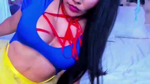 Snapshot of hannabruunn chatting on 10-26-25, 12:16 Hanna Brunn  online show from 10-26-25, 12:16