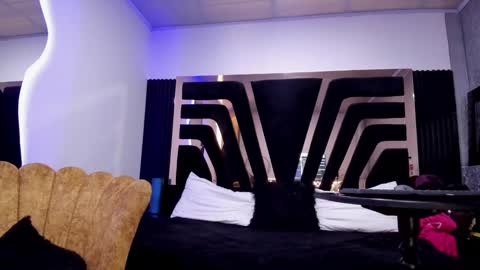 HannaClaire online show from 03-10-25, 04:03