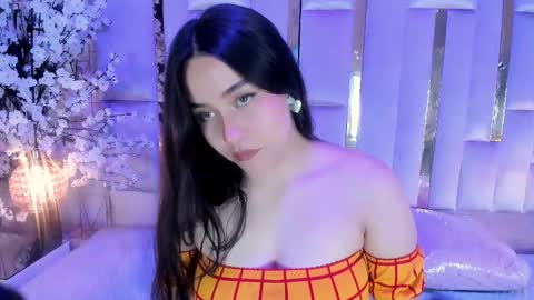 hannacollins_2 online show from 02-01-26, 01:09