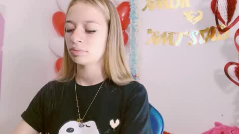 Hannah 027 online show from 09-12-25, 11:21