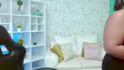 Hannah  online show from 12-02-25, 11:15