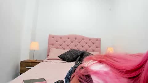 Hannah online show from 02-17-26, 08:04