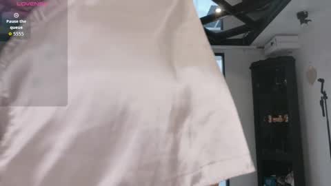 Hannah  online show from 04-30-26, 10:25