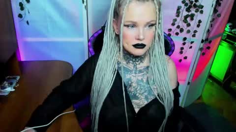 Hannah online show from 12-01-25, 10:09