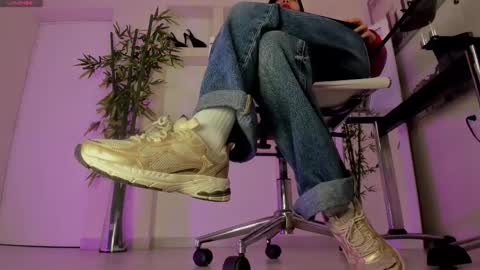 HANNAH HOWELL online show from 03-25-26, 09:37