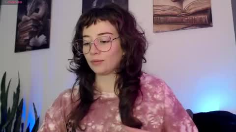 HannahHexx online show from 06-11-26, 03:37