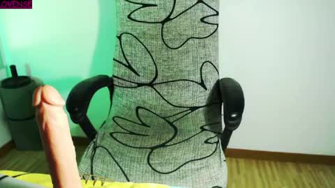 hannah kiim online show from 04-11-26, 03:38