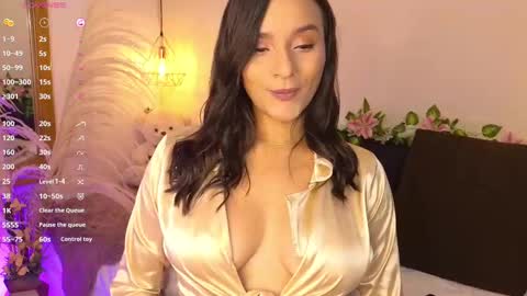 Snapshot of hannah_williams1 chatting on 09-26-25, 11:09 Hannah Williams online show from 09-26-25, 11:09