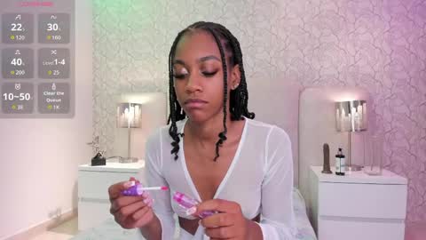 Snapshot of hannah_willian chatting on 05-26-26, 12:23 online show from 05-26-26, 12:23
