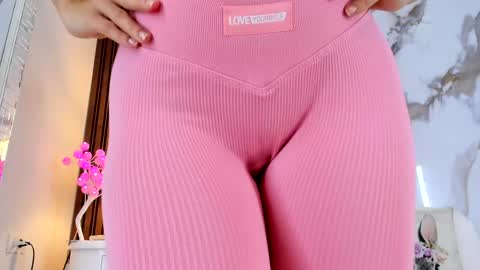 Snapshot of hannahill69 chatting on 01-14-25, 07:17 Hannahill69 online show from 01-14-25, 07:17