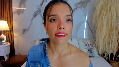 Snapshot of hannahill69 chatting on 02-22-25, 07:12 Hannahill69 online show from 02-22-25, 07:12