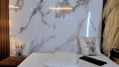 Snapshot of hannahill69 chatting on 02-24-25, 11:10 Hannahill69 online show from 02-24-25, 11:10