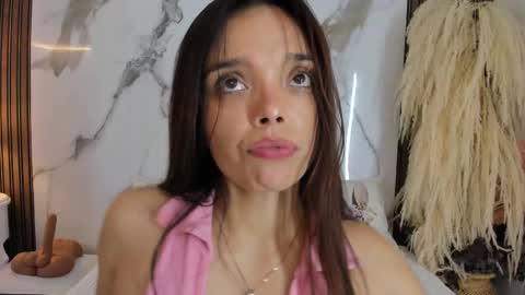 Snapshot of hannahill69 chatting on 03-07-25, 10:13 Hannahill69 online show from 03-07-25, 10:13