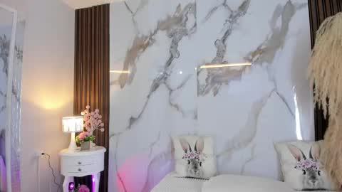 Snapshot of hannahill69 chatting on 09-26-25, 04:49 Hannahill69 online show from 09-26-25, 04:49