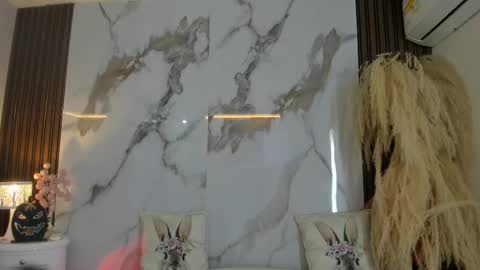 Snapshot of hannahill69 chatting on 10-17-25, 04:15 Hannahill69 online show from 10-17-25, 04:15