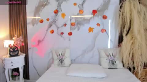 Snapshot of hannahill69 chatting on 10-23-25, 04:45 Hannahill69 online show from 10-23-25, 04:45