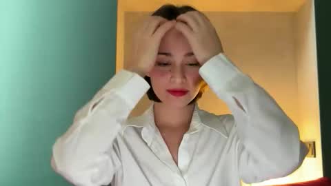 hannahinto online show from 04-05-26, 02:36