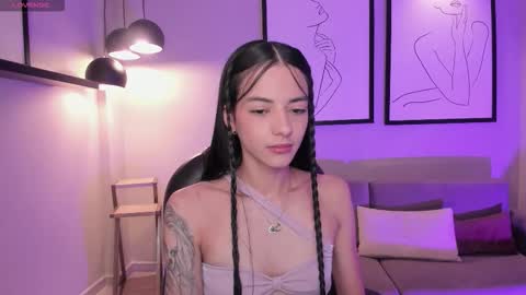 Snapshot of hannahjamesx chatting on 11-22-25, 07:24 HANNAH J online show from 11-22-25, 07:24