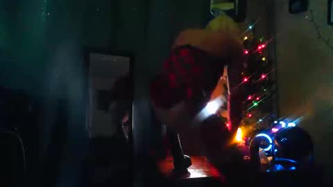 HannahLoveTS online show from 11-13-25, 01:10