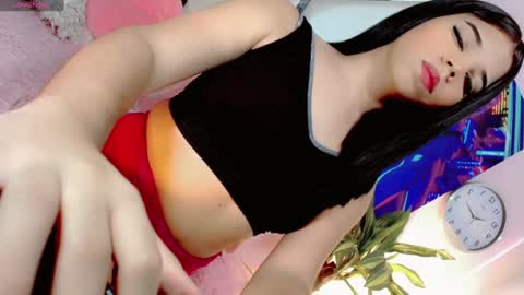 hannahsmit_ online show from 12-29-24, 10:47