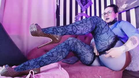 FOLLOW ME INTA MOONXMAFE online show from 04-26-26, 04:26