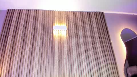 Snapshot of hannapaola chatting on 12-15-25, 10:36 HannaPaola online show from 12-15-25, 10:36