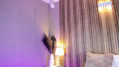 HannaPaola online show from 02-25-26, 10:41