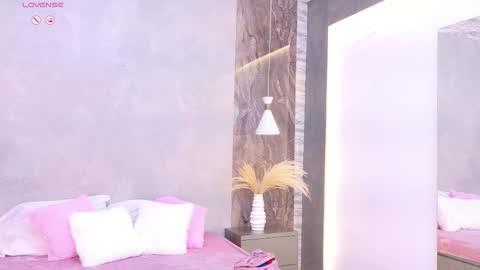 hannaprada1 online show from 01-06-26, 11:47