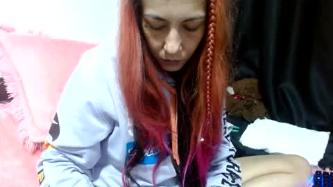 Snapshot of hannaqueen23 chatting on 11-03-25, 06:03 hannaqueen23 online show from 11-03-25, 06:03