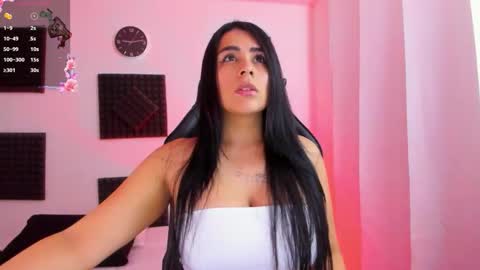 Hanna  online show from 10-26-25, 02:12