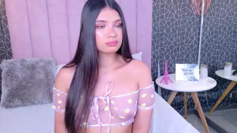 Snapshot of hannasthone chatting on 03-06-26, 10:39 hannasthone online show from 03-06-26, 10:39